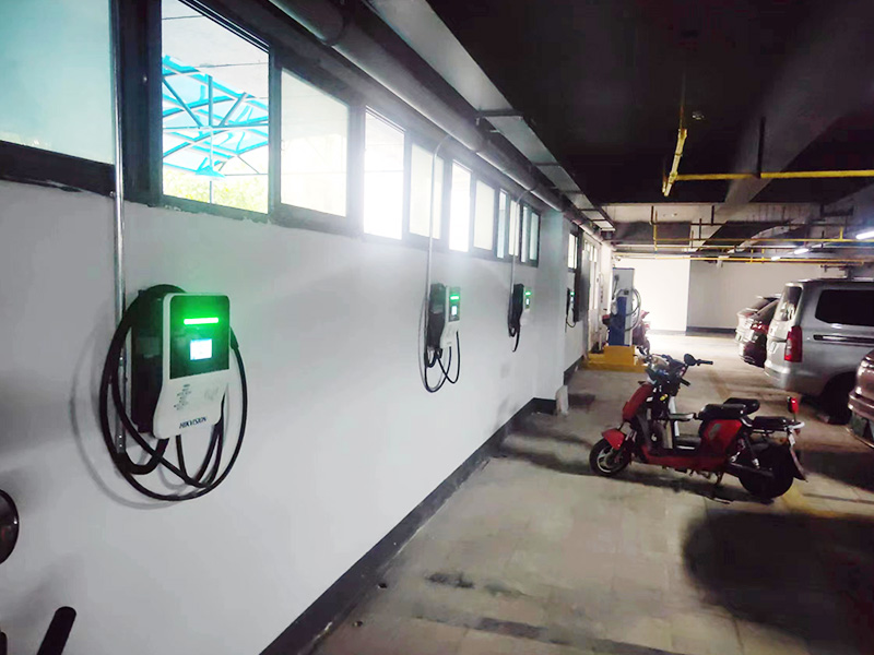 某小区地下车库挂壁充电桩项目