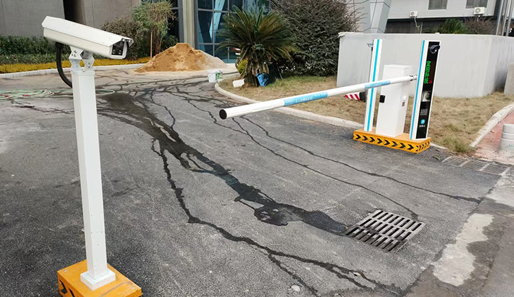 恭喜宜泊云成功交付武汉某创意中心停车项目